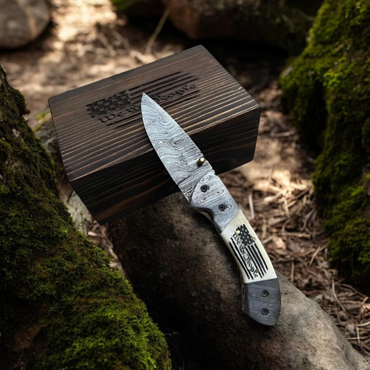 Damascus Folding Knife with Camel Bone Handle | Hand-Engraved People’s Flag | EDC Knife with Gift Box