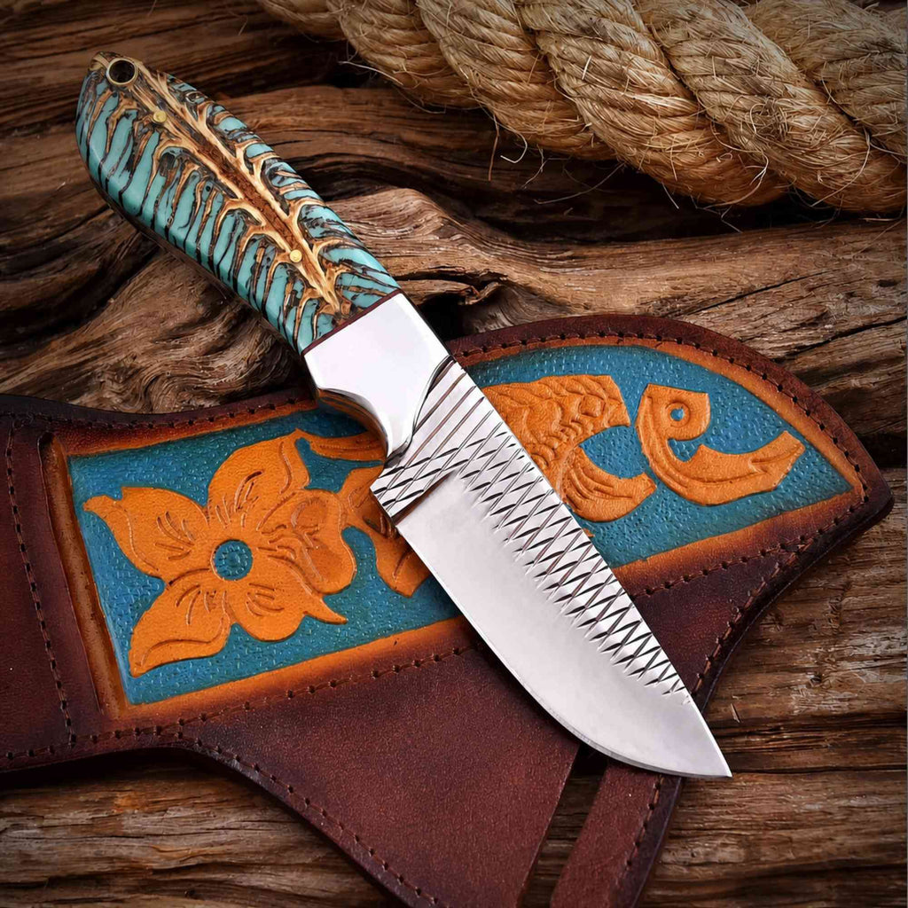 Cowboy Hunting Knife Rasp Steel Pinecone Handle